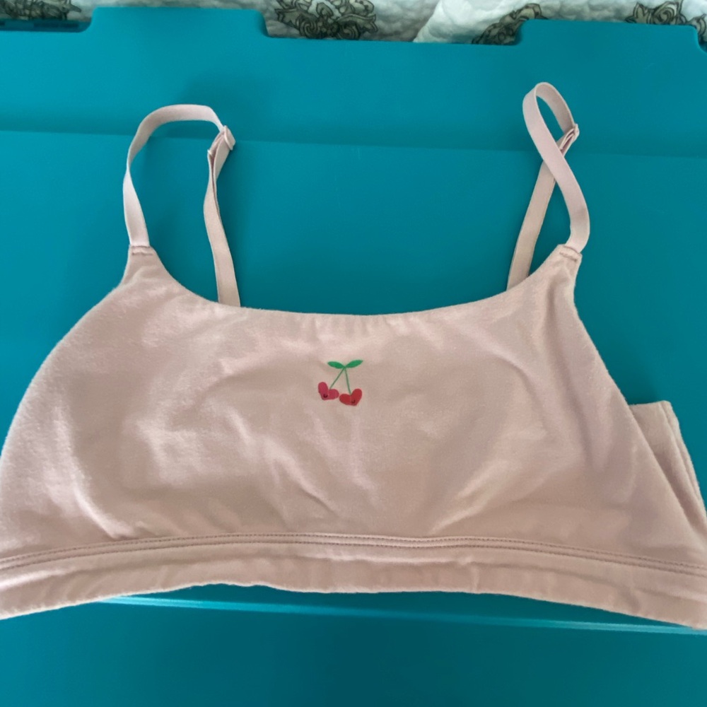 Cheeky Cherry bra size M